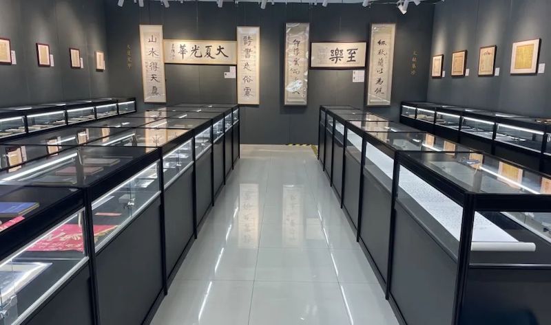 现场丨在胡适施蛰存等手札与文献间,再读百年光华 第2张 现场丨在胡适施蛰存等手札与文献间,再读百年光华 第2张